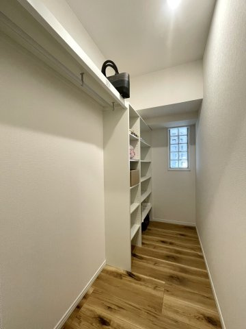 アンジェラス岡町の収納