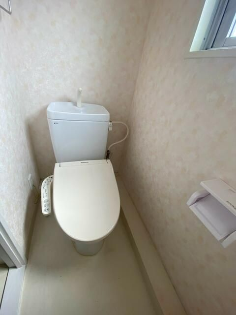 秀和新川レジデンスのトイレ