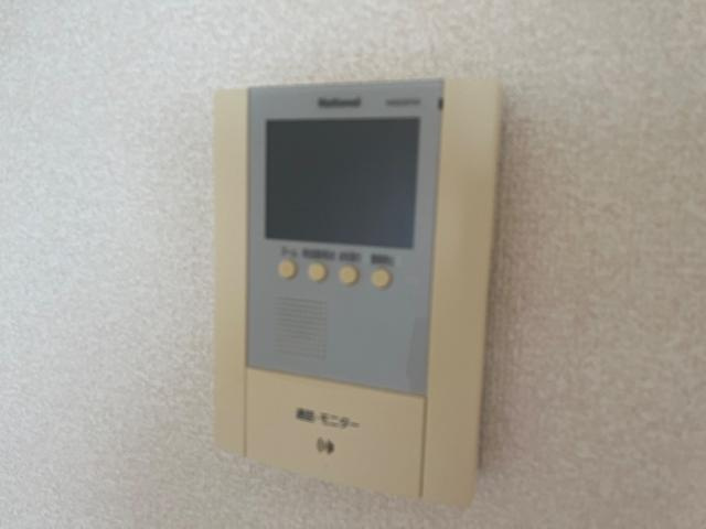 ルーラルハウスのセキュリティ|カメラ付インターホン
