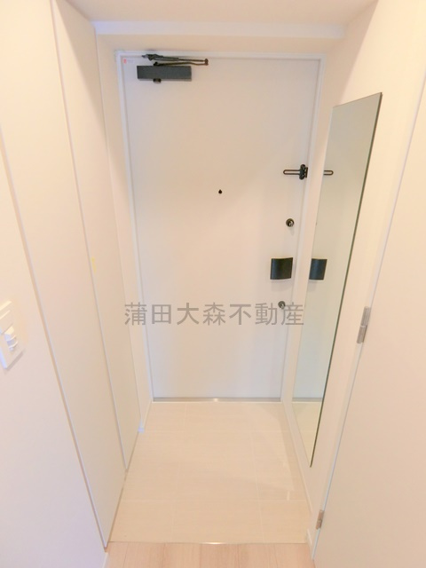 デュオフラッツ大森Eastの玄関