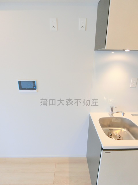 デュオフラッツ大森Eastのキッチン|冷蔵庫置き場
