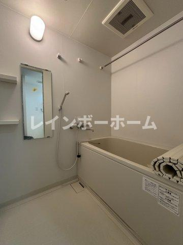 アルバ　（日の出）の浴室|きれいなお風呂です