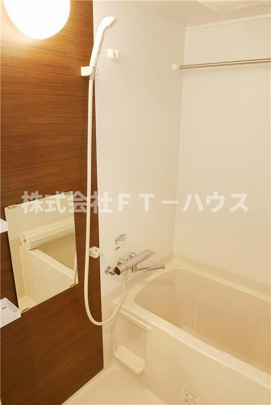 N-stage本八幡 の浴室