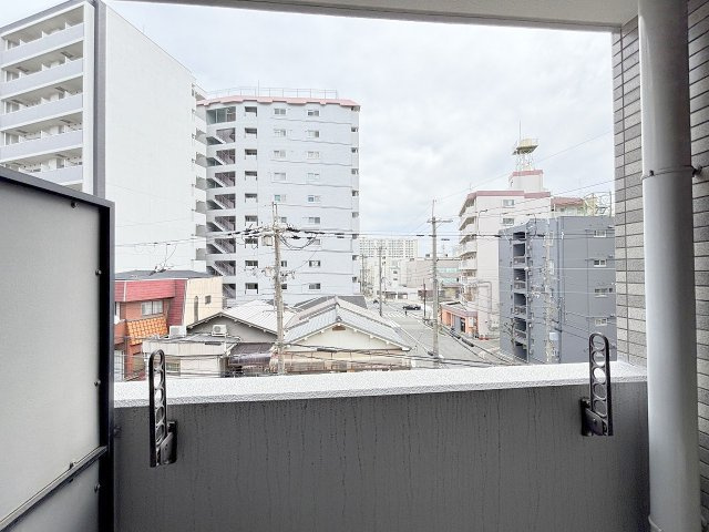 エスリード新大阪Ⅷの展望