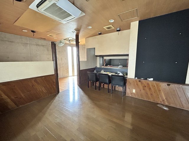 小野市王子町テナントのロビー