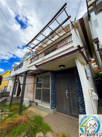 明石市西明石町2丁目テラスの外観
