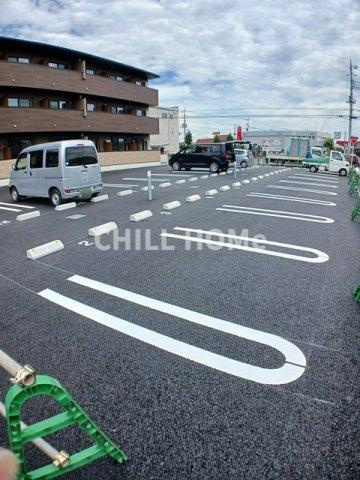 グランテラスⅢの駐車場|当社、チルホームのHPもご覧ください(^^)/物件情報多数♪