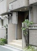 シャルム日本堤のエントランス