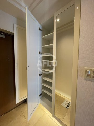 エステムコート西梅田パークビュー　大淀小学校区の収納|エステムコート西梅田パークビュー　シューズボックス