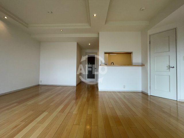 エステムコート西梅田パークビュー　大淀小学校区の居間・リビング|エステムコート西梅田パークビュー　リビング