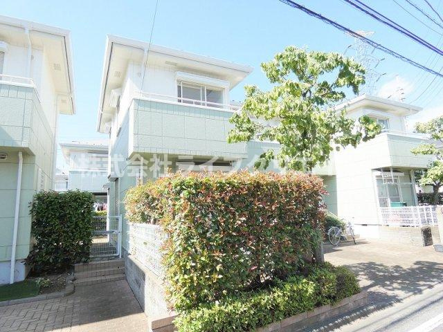 ブリージングタウン百草園の外観