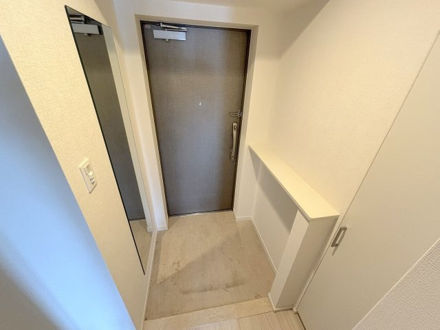 スプランディッド十三本町の玄関