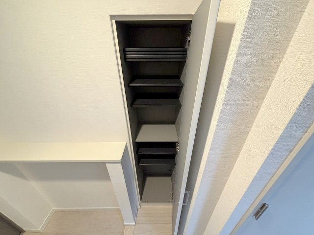 スプランディッド十三本町の収納
