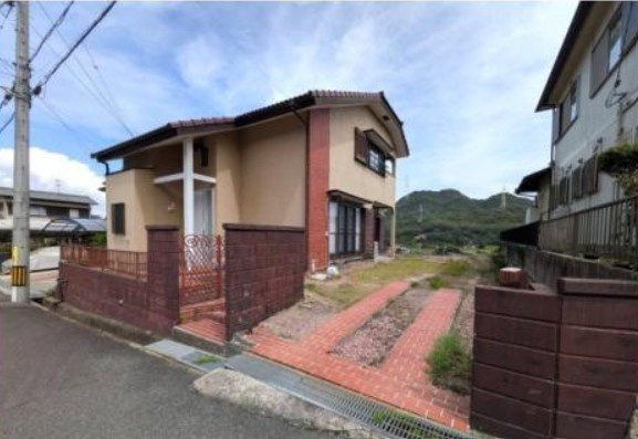 岡山市南区郡の中古一戸建