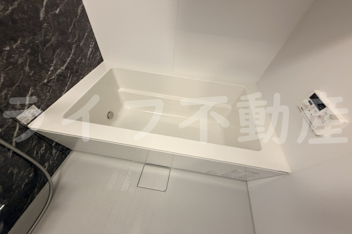 アクシア旭町の浴室|きれいなお風呂です
