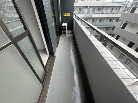 ジーライズ調布国領町のバルコニー