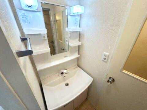 ジーライズ調布国領町の独立洗面台