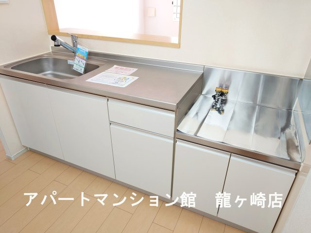 プレ・アビタシオン土浦Ⅲのキッチン