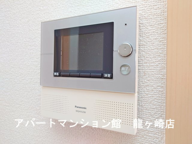 プレ・アビタシオン土浦Ⅲのセキュリティ|3階にもインターホン付き
