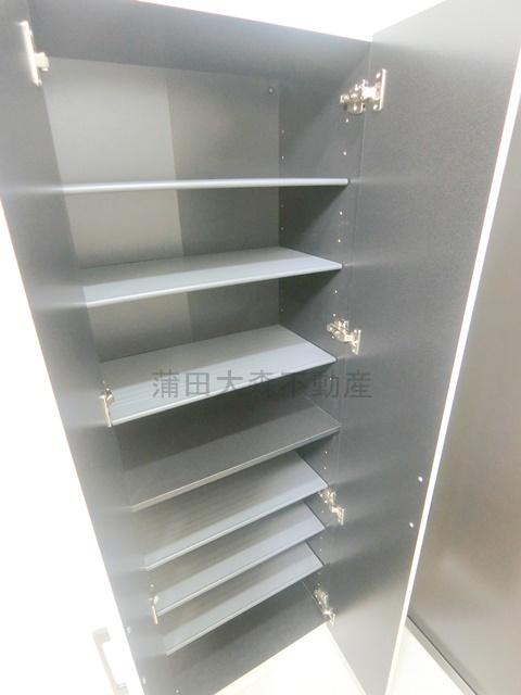 COCOCUBE武蔵新田の設備|玄関収納　シューズBOX