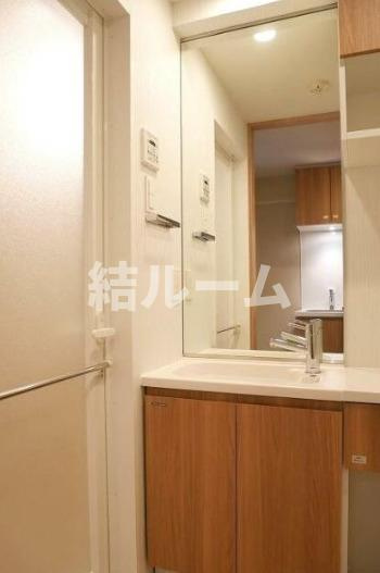 板橋区本町の賃貸マンションの独立洗面台