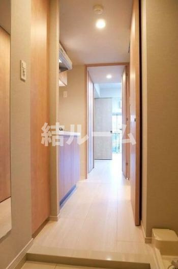 板橋区本町の賃貸マンションの玄関