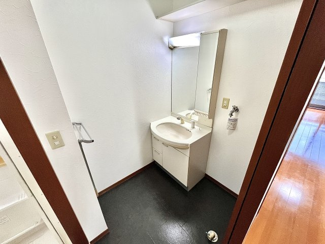 ブランドールGの洗面所