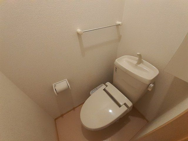 メゾン北花山のトイレ