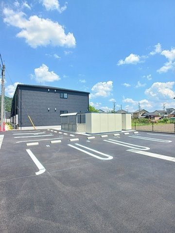アン・ソレイユＢの駐車場|駐車場があるので、車を買う予定の方も安心です