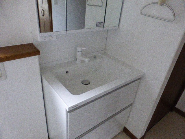 西原９丁目戸建ての洗面所|洗面所です