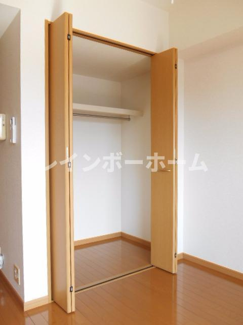 エレガンラルジュⅡの収納