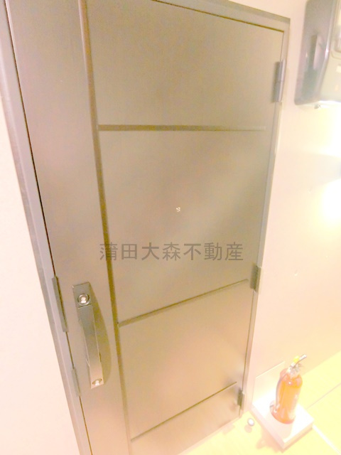 COCOCUBE武蔵新田の玄関