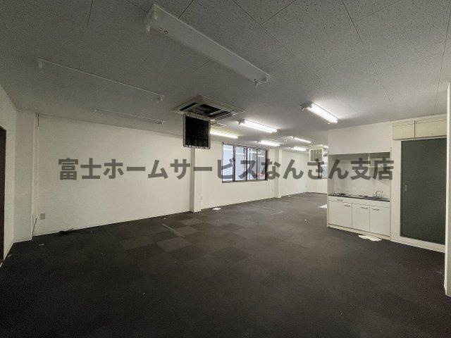 エンポリウムビル