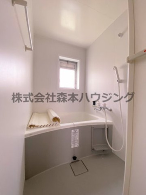 【浴室】 | 　香里三井I住宅 | ゆったり過ごせるお風呂です
