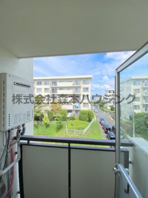 【展望】 | 　香里三井I住宅 | キッチン側から北向きの眺望です