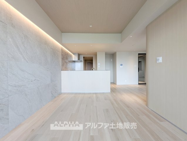 レクセルマンション東村山マンションの居間・リビング|【Comfortable Living】
◆家族の団らん◆キッチンとつながるLDKは、料理をしながら家族との会話も楽しみやすい間取りです。