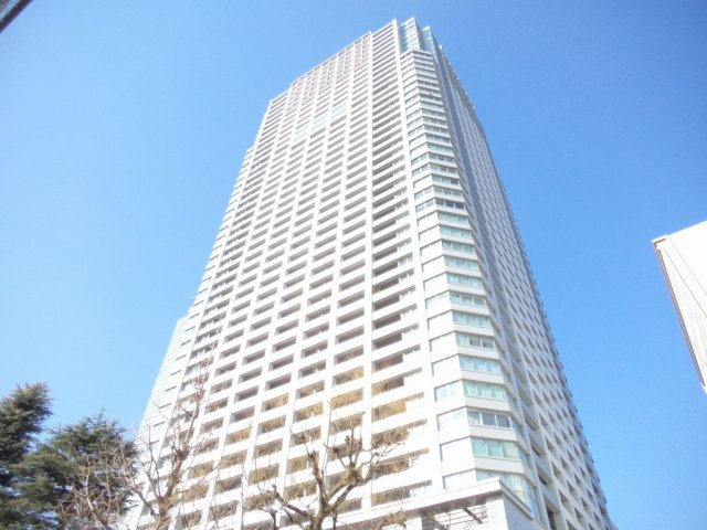 ブリリアタワー東京の外観