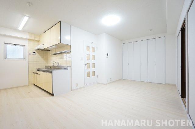 布施ビルⅠの居間・リビング|物件、駅でお待ち合わせでのご案内歓迎！