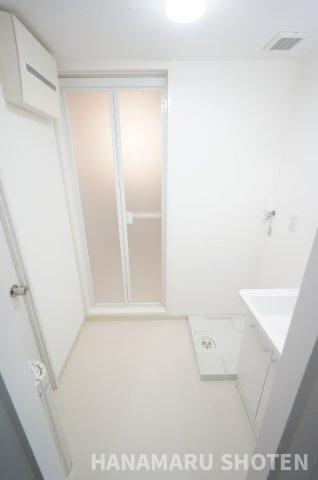 布施ビルⅠの洗面所|物件、駅でお待ち合わせでのご案内歓迎！