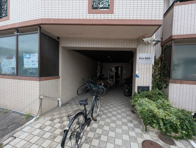 Riora塚本Ⅱのエントランス