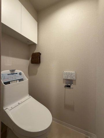平岡フォレストタウン・ファミールハイツ2番館のトイレ