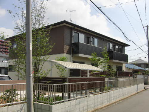 エクラージュBの外観