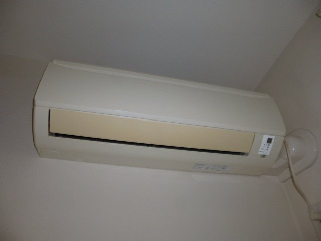 グランマスト茶屋町Aの設備|エアコン