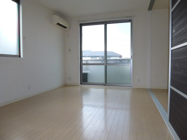 グランマスト茶屋町Aの居間・リビング