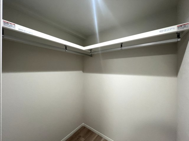 全１０棟のビッグコミュニティ☆充実した共用施設も魅力♪お部屋は全室にウォークインクローゼット付きって嬉しくないですか♪な、【港北ニュータウンイオ７番館】リフォームの収納