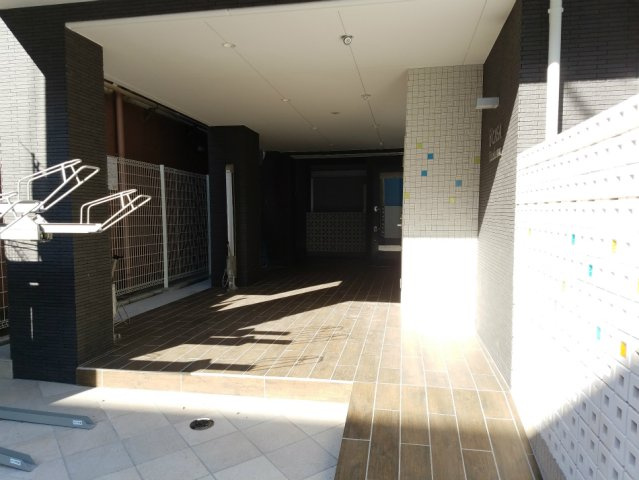 ｂ’ＣＡＳＡ　Ｔａｔｅｋａｗａのエントランス