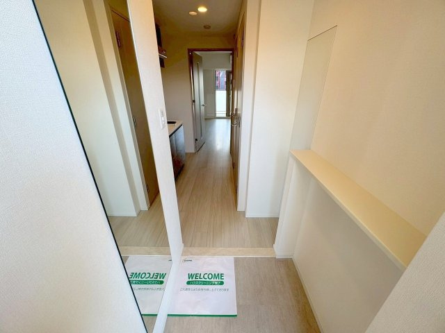 スプランディッド十三本町の玄関