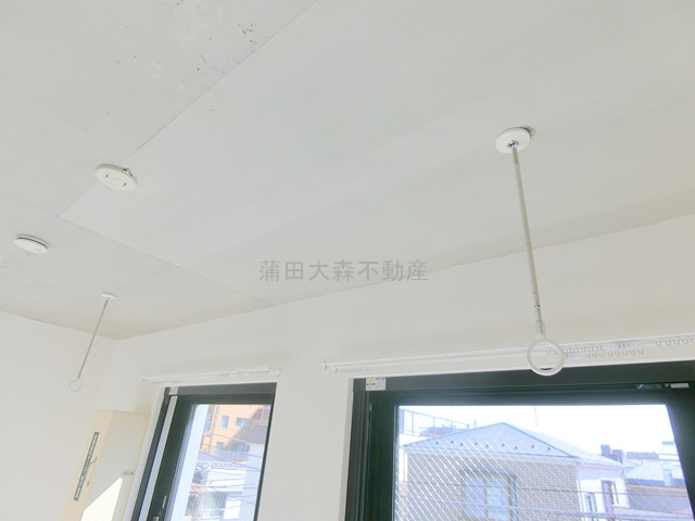 The One Nishikamata(ザワン西蒲田の設備|室内物干し金具