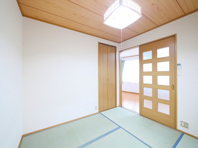 ローレル大光の和室