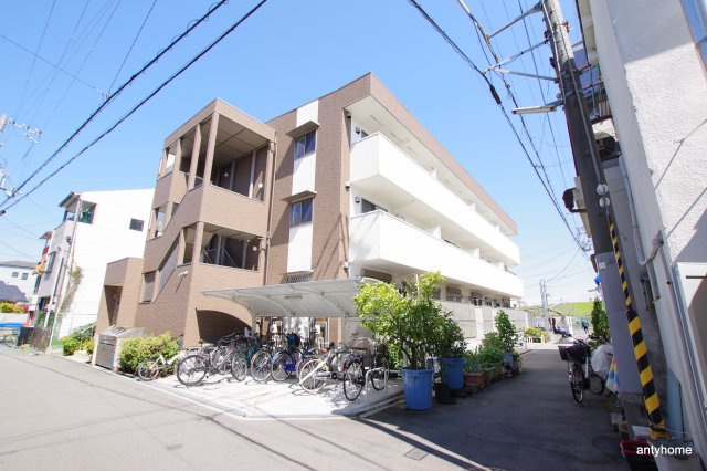 ラルーチェ　仲介手数料無料の外観